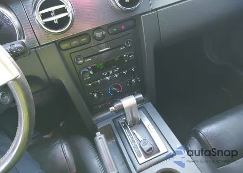 2007 Ford Mustang Gt Deluxe/Gt Premium из США, поврежденный, VIN 1ZVFT82H675264112